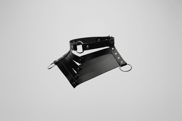 Black Leather 5-Band Choker – Triple Ring Power Collar