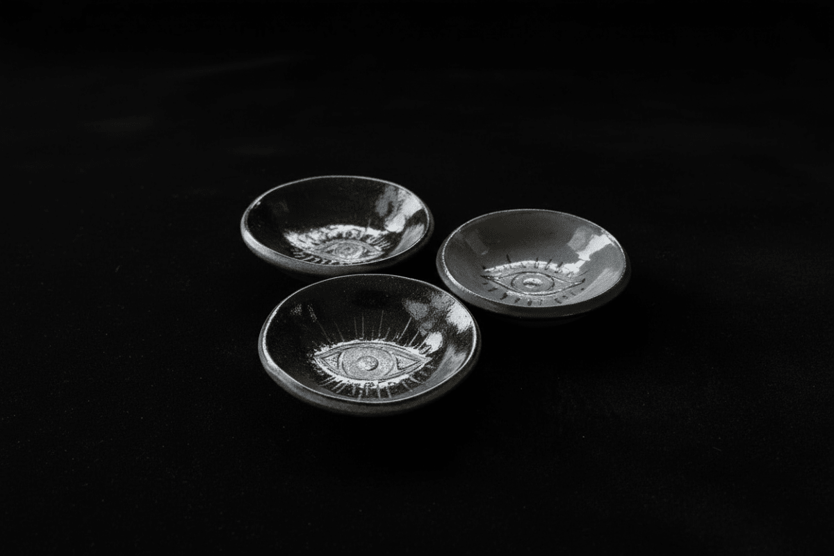 Evil Eye Mini Offering Plate – Protection, Wardings & Altar Use