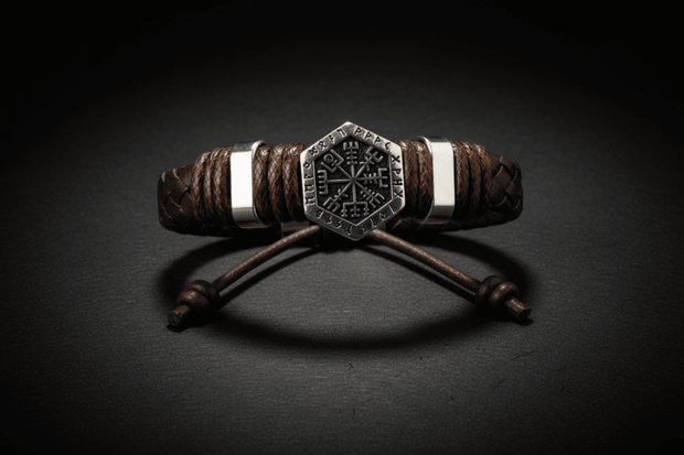 Hand-woven leather bracelet with Vegvisir charm