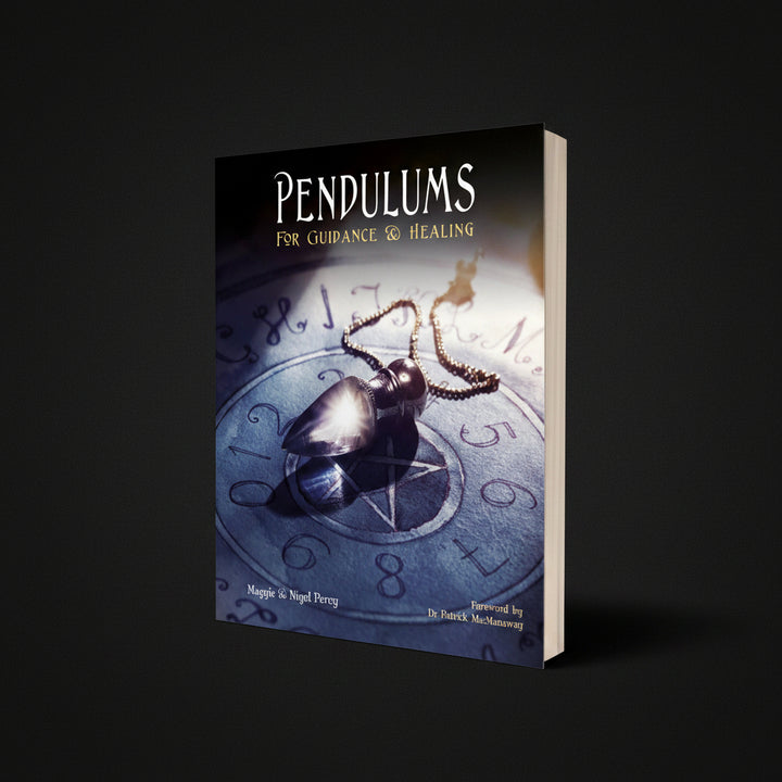 Pendulums: For Guidance & Healing (Gothic Dreams)
