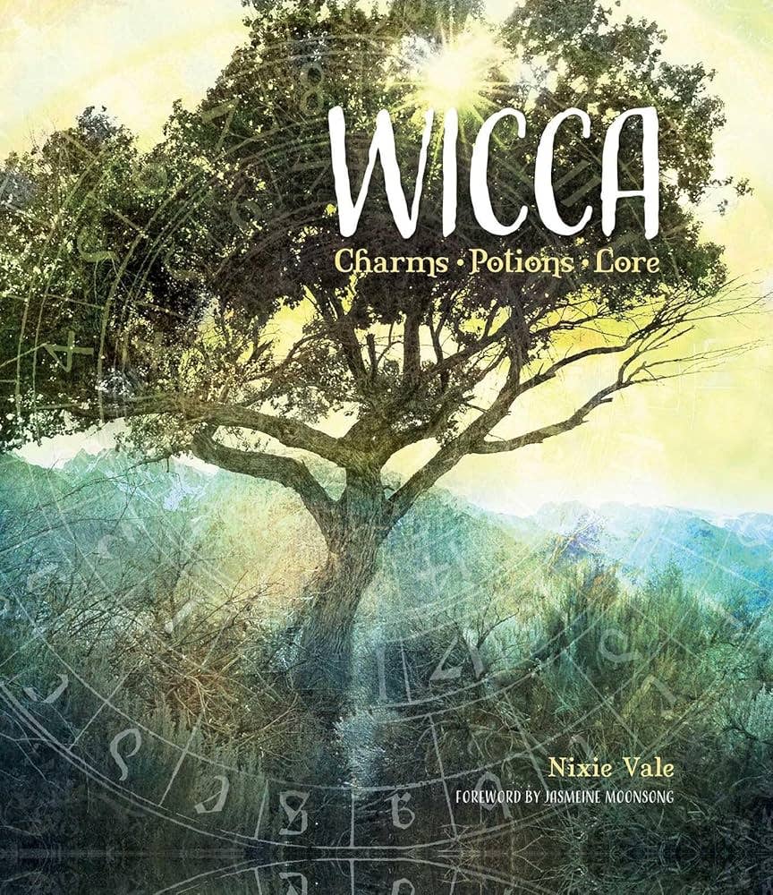 Wicca: Charms, Potions, Lore (Gothic Dreams)