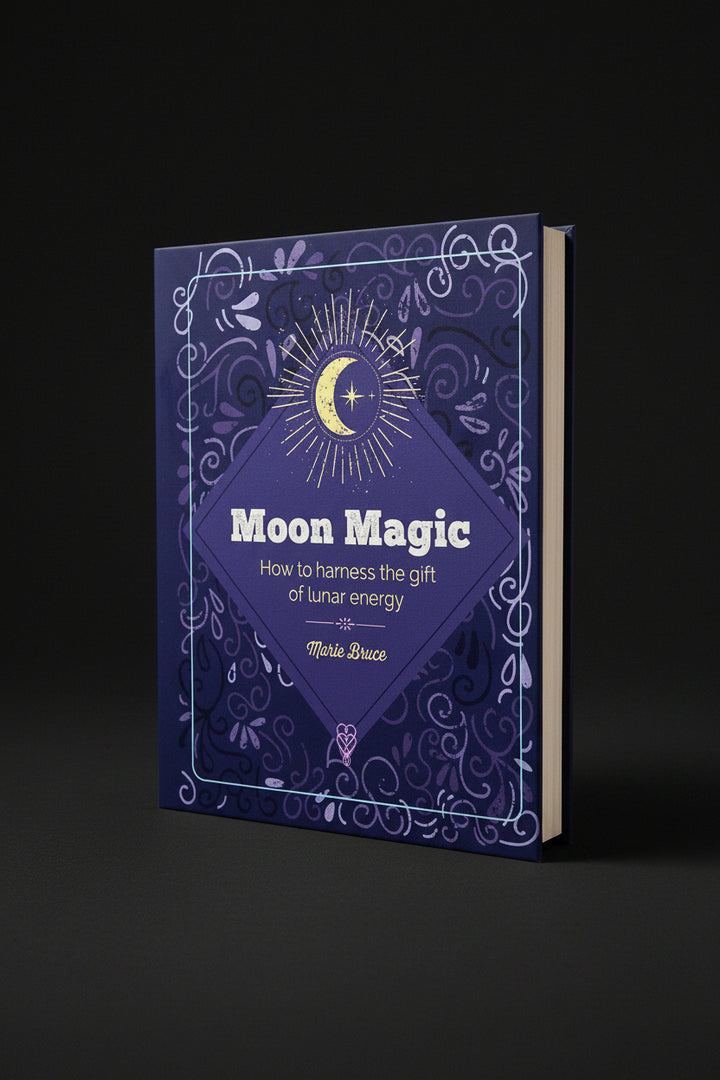 Essential Book of Moon Magic (Elements)