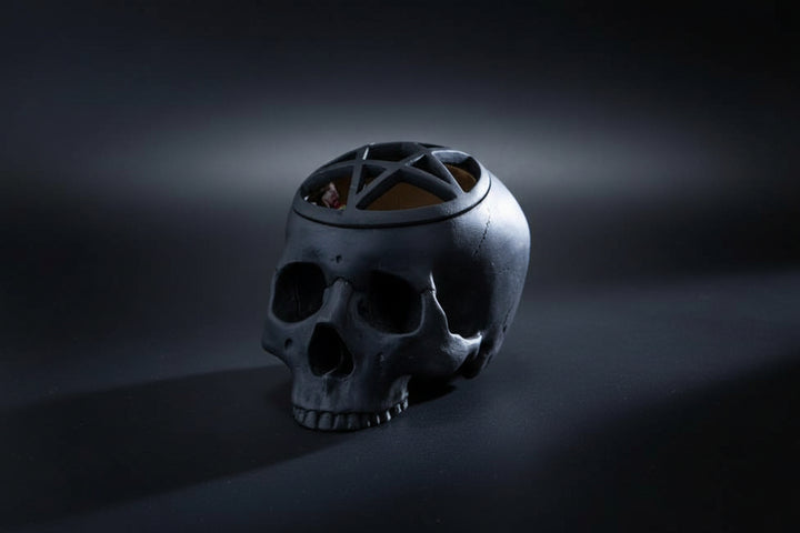Pentagram Skull Vessel – Shadow Altar & Ritual Decor