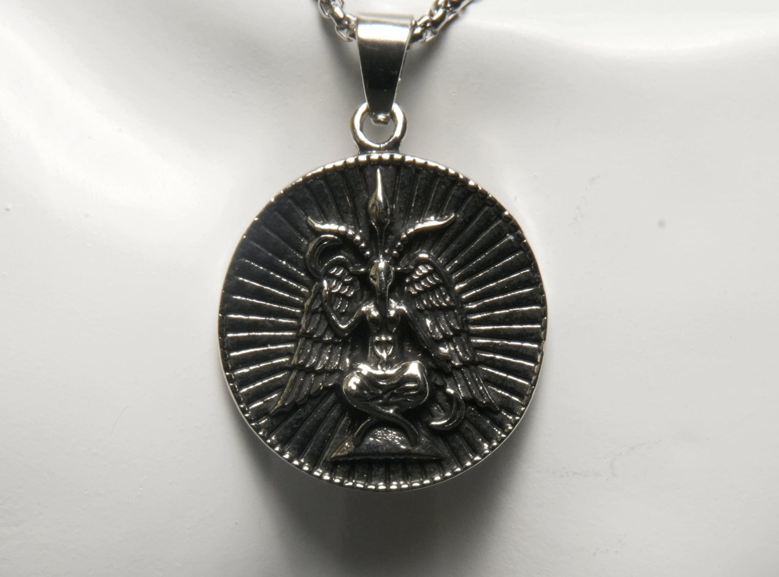 Baphomet Pendant Necklace – Iconic Occult Symbol