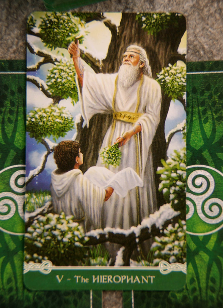 Celtic Tarot Deck – 78 Cards of Ancient Divination