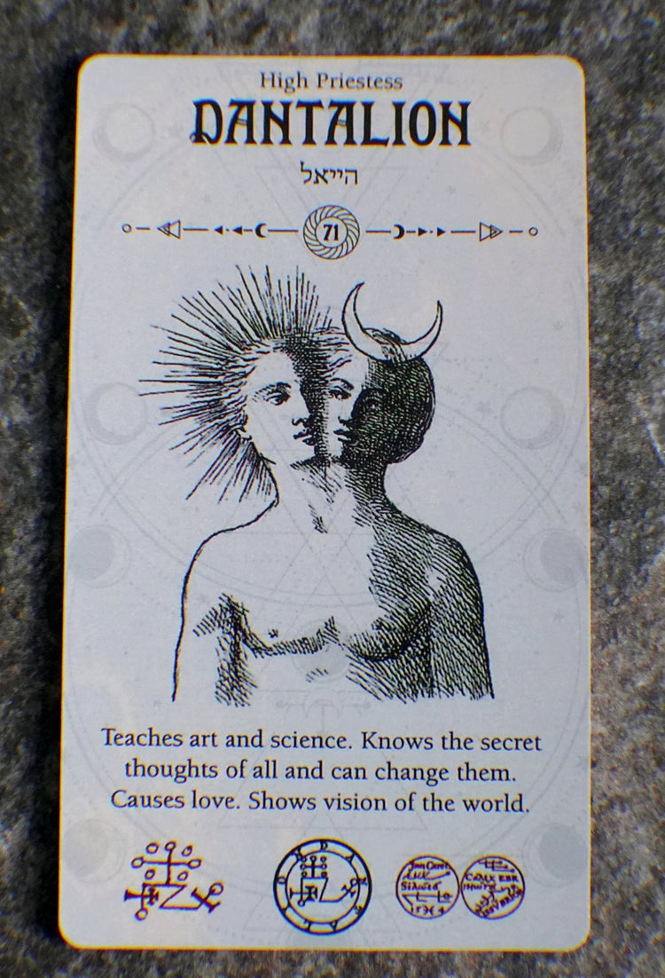 Occult Tarot Deck – 78 Cards of Demonic Divination