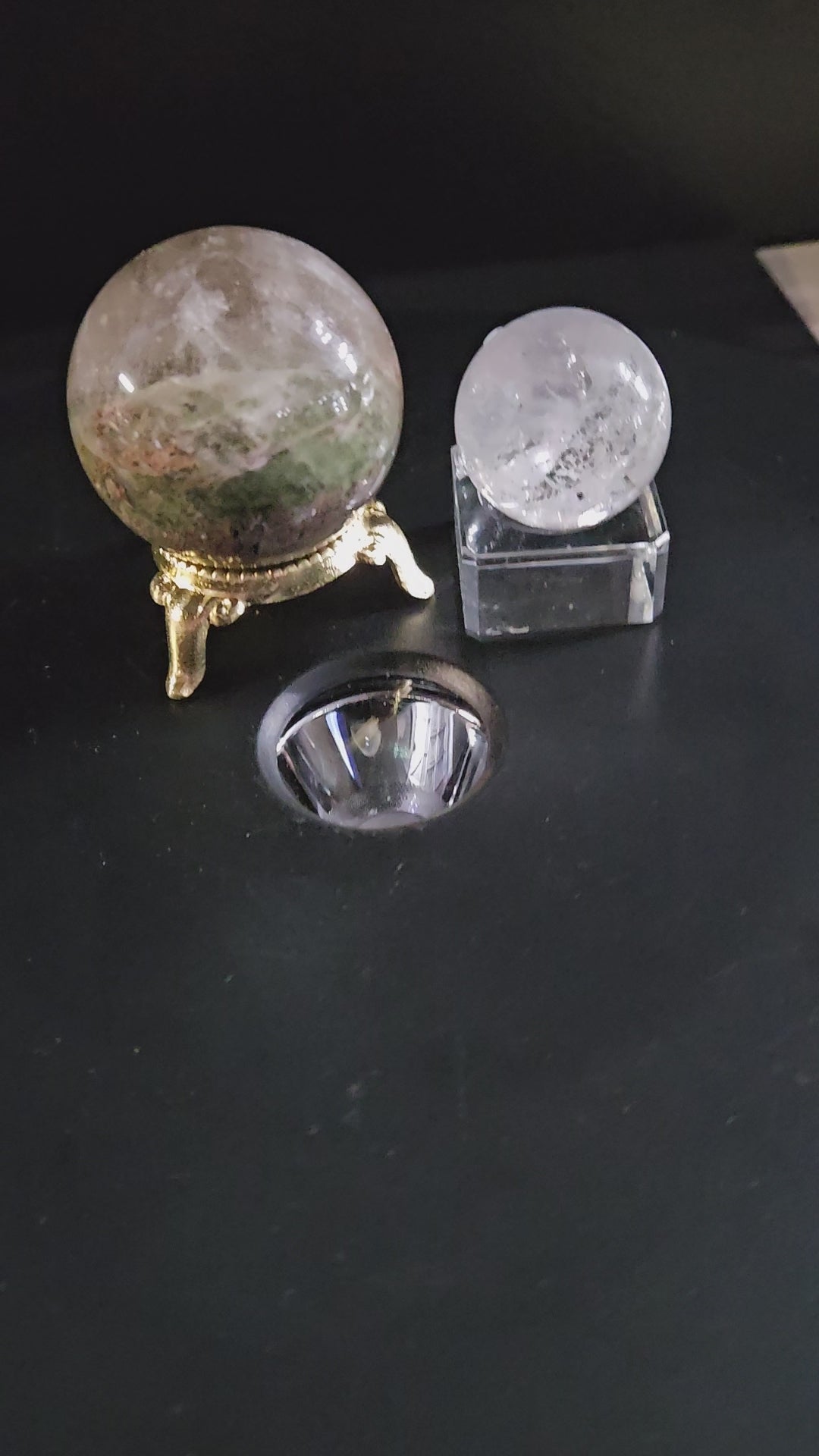 Garden Quartz Sphere – 30 mm or 45 mm Included Quartz
