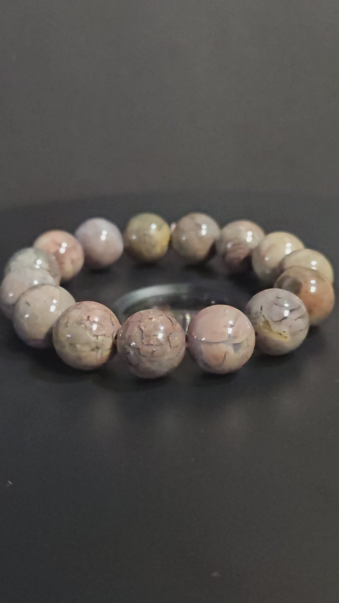 Alashan Agate Beaded Bracelet