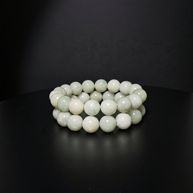 Xiuyan Jade beaded bracelet alternate view