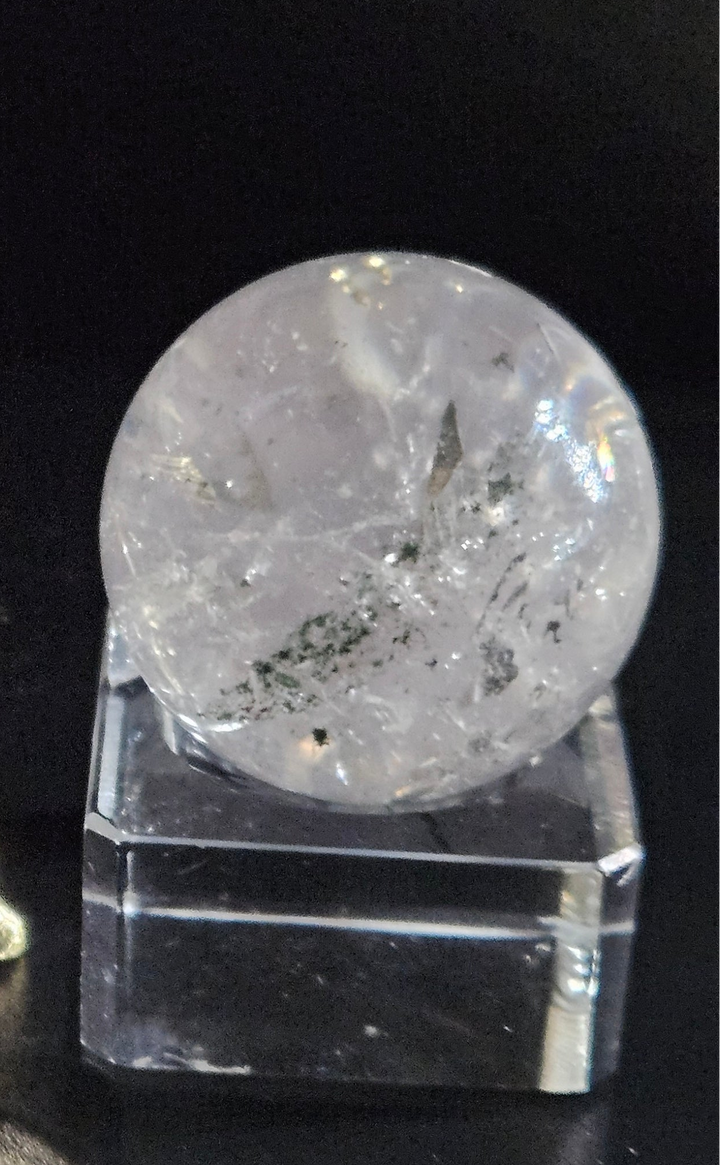 Garden Quartz Sphere – 30 mm or 45 mm Included Quartz