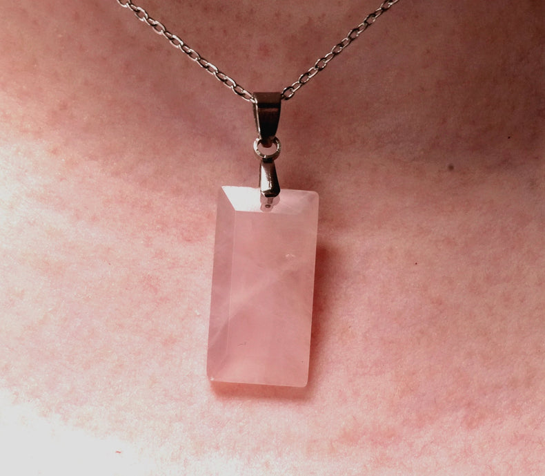 Rose Quartz Faceted Crystal Pendant – Heart Chakra Healing