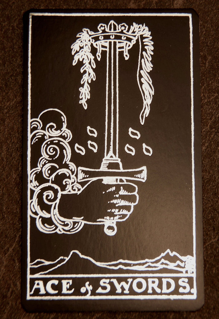 Silver Thread Tarot Deck – 78 Card Rider-Waite Set