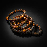 Yooperlite beaded bracelet showing UV-reactive stone pattern